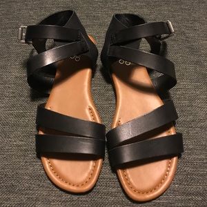 Franco Sarto black sandals sz 7.5
